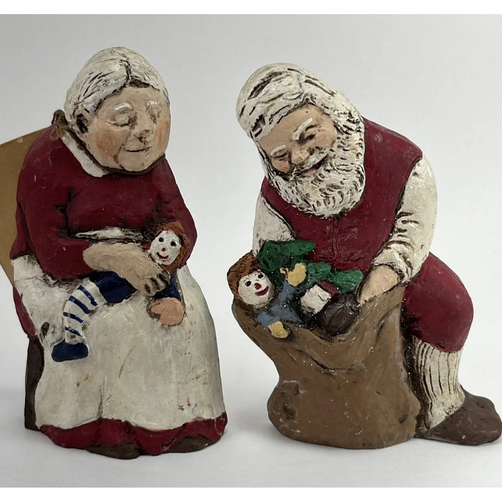 Vintage Santa Mrs. Clause Ceramic Rustic Folk‎ Old Fashioned Christmas Figurines